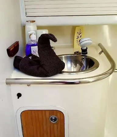 Amazing Flat In Classic Sailing Boat In *
