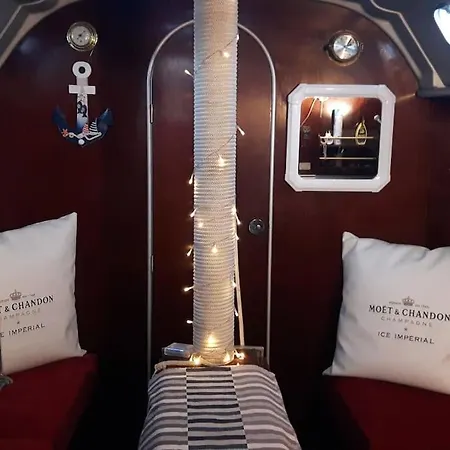 Amazing Flat In Classic Sailing Boat In * Barcelona