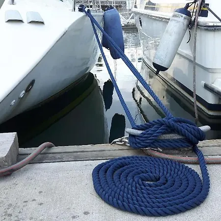 Amazing Flat In Classic Sailing Boat In Botel Barcelona